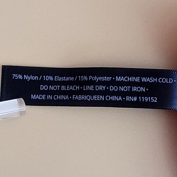 Out From Under Urban Outfitters Neon Coral Pink Lace Bralette Size Small NWOT - Picture 6 of 8